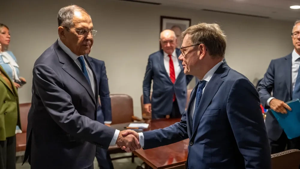 Johann Wadephul erläutert Gründe für Treffen mit Sergej Lawrow