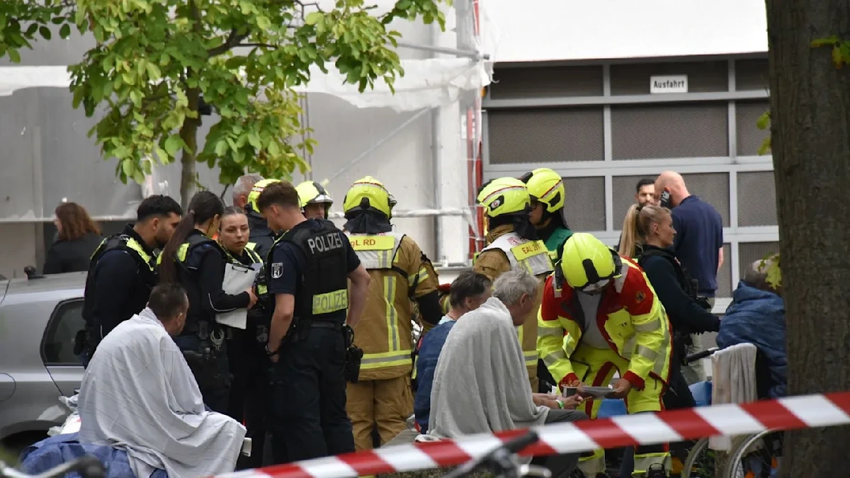 25 Verletzte: Ein Toter bei Brand in Berliner Pflegeheim