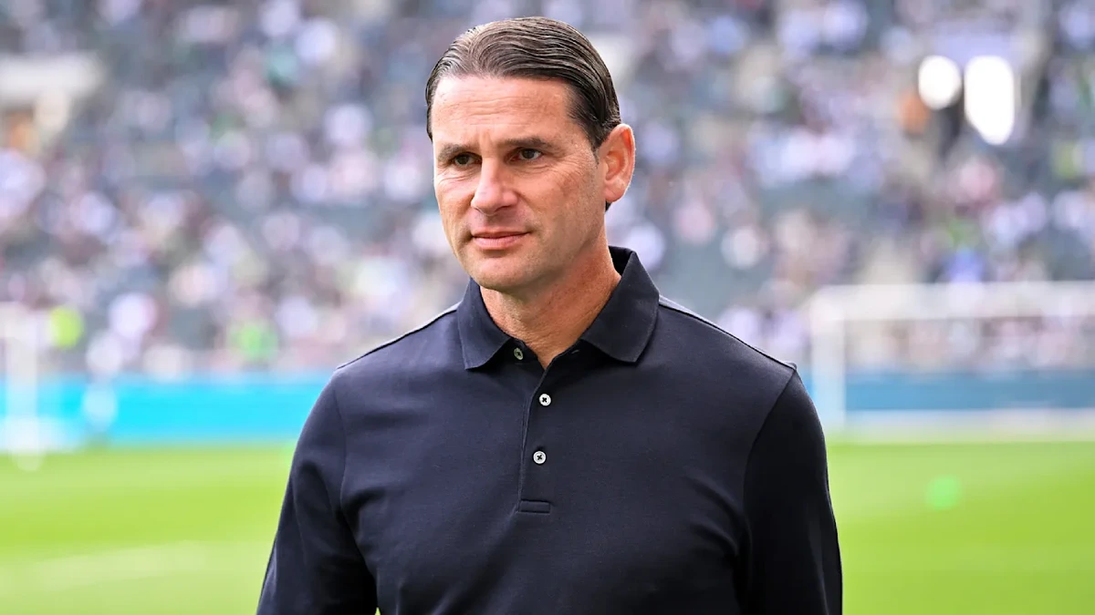 Bundesliga: Ex-Bayer-Trainer Seoane in Klinik eingeliefert