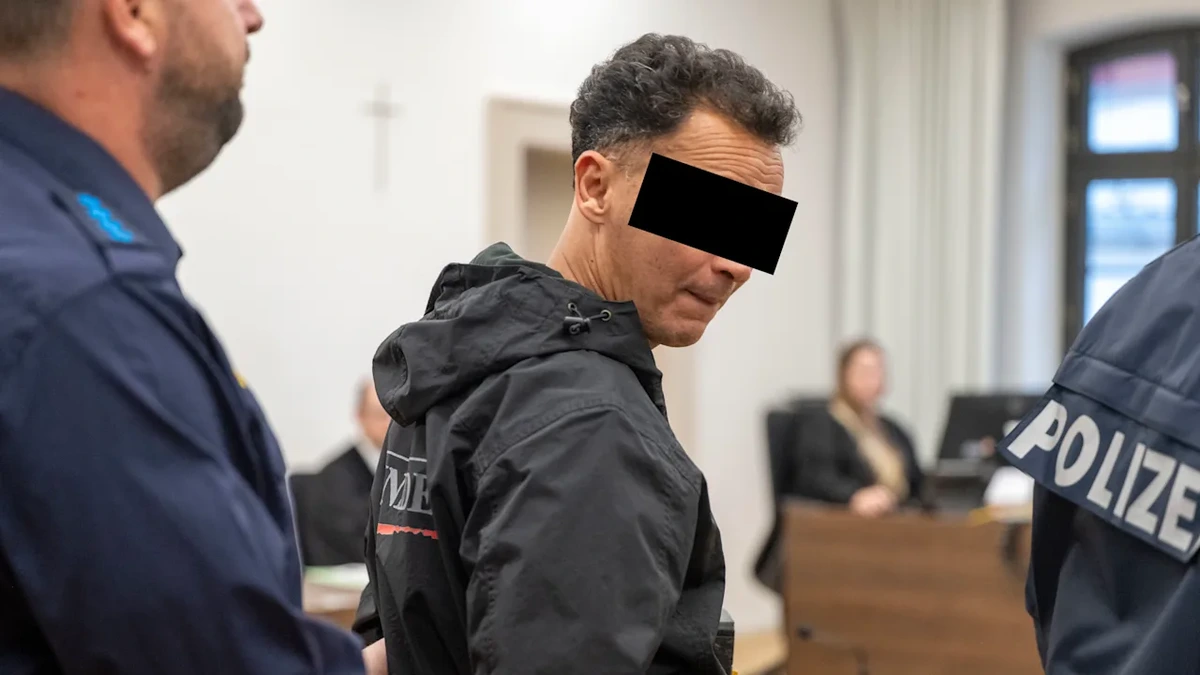 45-Jähriger vor Gericht: Busfahrer soll Ex-Schwiegereltern getötet haben