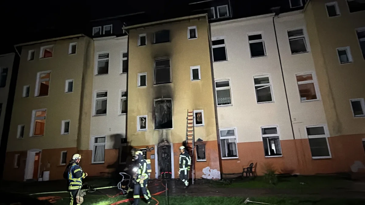 Bochum: Drei Tote bei Brand in Mehrfamilienhaus