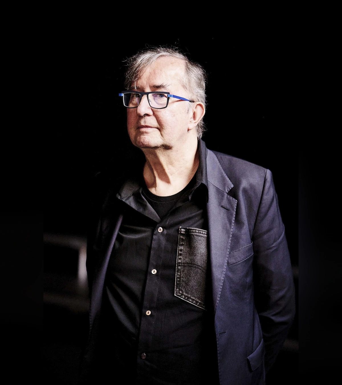 Guy Cassiers, el pope del teatro que disecciona Europa: "Querer olvidar de inmediato la Segunda Guerra Mundial nos hizo prisioneros de nuestro pasado"