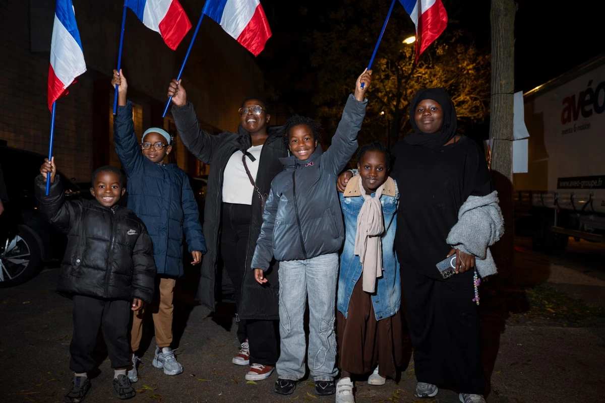 A Trappes, « l’espoir d’un réveil » des Français, alors que l’arrivée de l’extrême droite au pouvoir est dans toutes les têtes