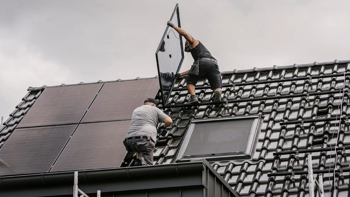 45.000 Solaranlagen installiert, dann pleite: 15 Standorten betroffen