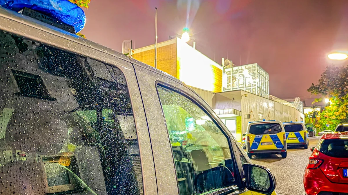 Polizei muss eingreifen!: Aufstand in Abschiebeeinrichtung