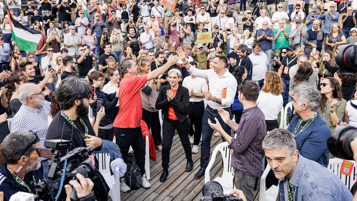 El Frente Amplio pide “unidad” frente al “fascismo” y pasa página de la crisis con Podemos: “Si alguien no se quiere sentar a una mesa no se le puede obligar”