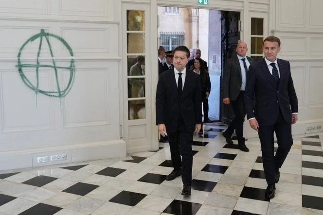 Budget 2027 : dans les Bouches-du-Rhône, les maires en colère menacent le gouvernement de ne pas organiser l’élection présidentielle