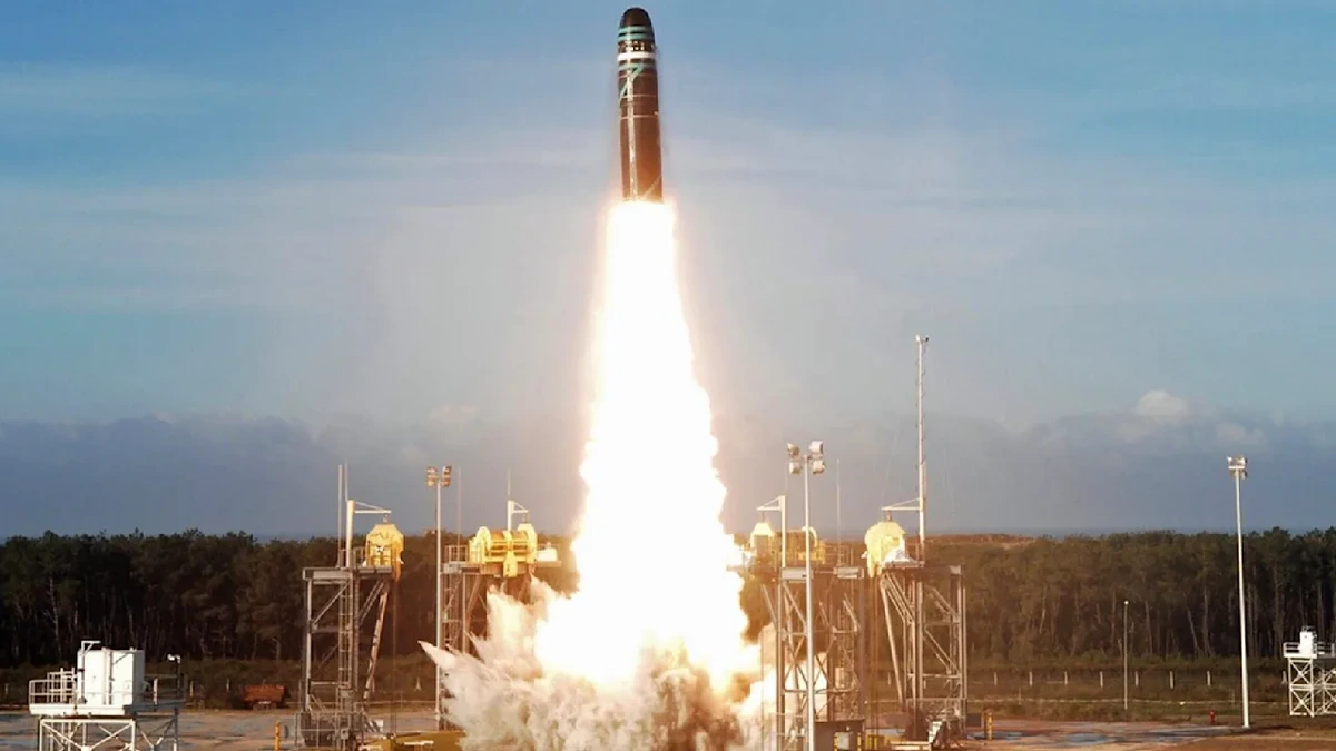 Test über dem Atlantik: Diese Rakete der Franzosen soll uns vor Putins Atomwaffen schützen