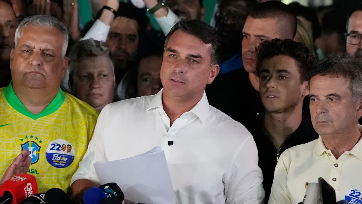 Flavio Bolsonaro: Wahlniederlage – er darf Brasilien nicht verlassen
