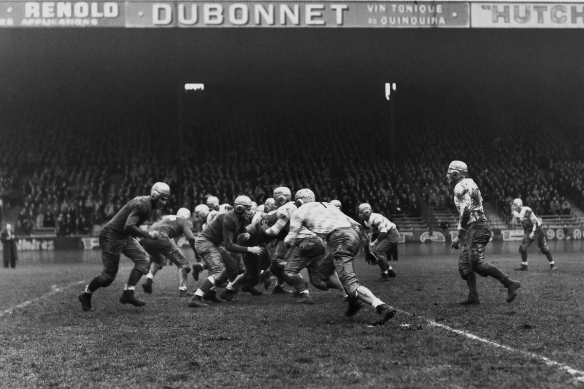Avant le match de NFL au Stade de France, la tournée qui voulait introduire le football américain en France, en 1938