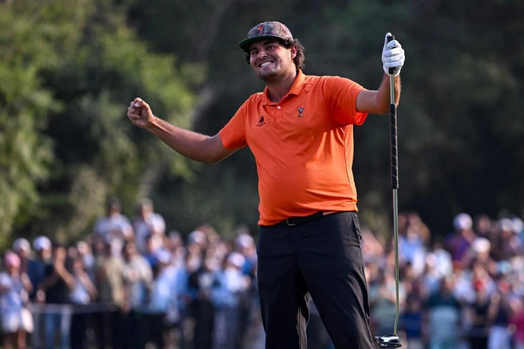 Chacarra gana su tercer título del año en la India, líder de la Race to Dubai y se acerca a la Ryder Cup