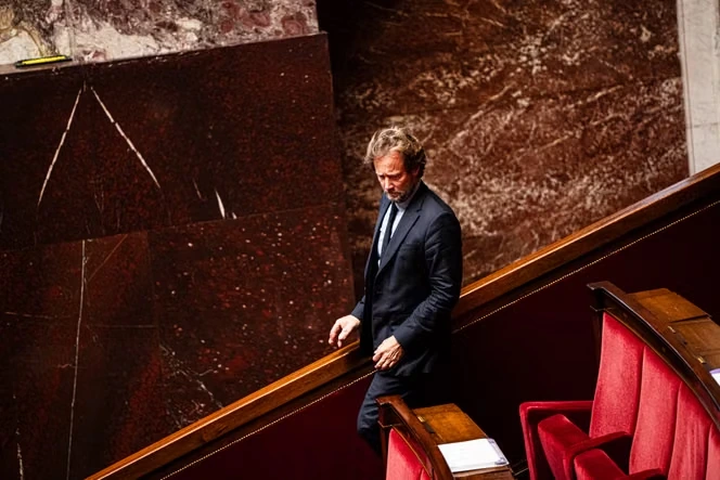 Mobilisations du 24 octobre : après les violences de groupuscules d’extrême droite, le PS demande des explications au gouvernement