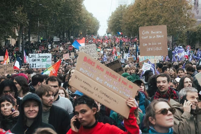 Après les manifestations du 24 octobre, l’exécutif confronté à la perspective d’un long automne social