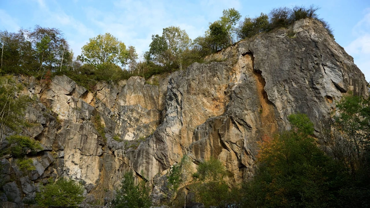 Selbstgebaute Sprunganlage!: Frau (21) stirbt beim Bungee-Jumping in NRW